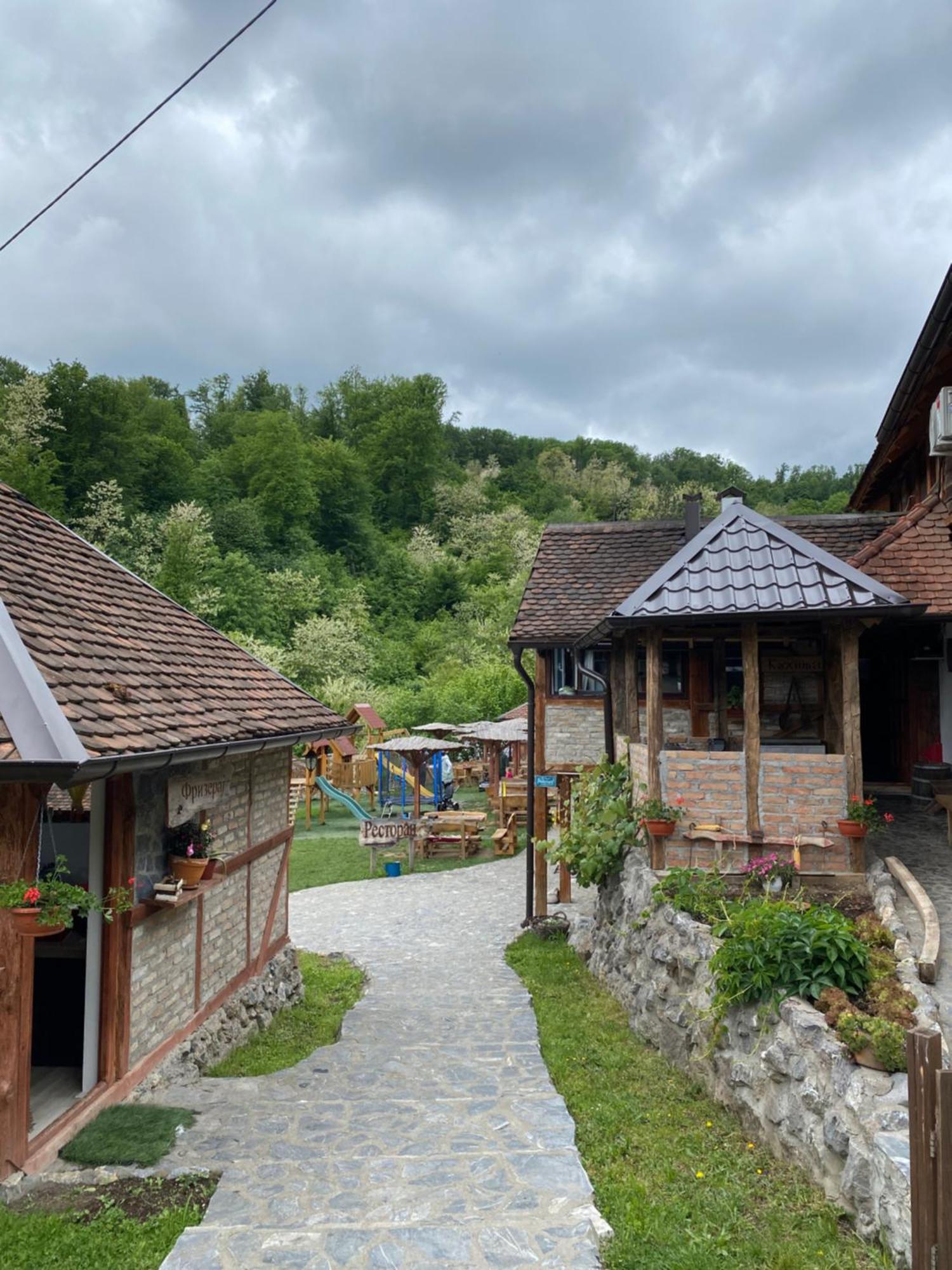 Konak Dobri Potok Krupanj Екстериор снимка